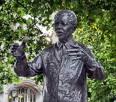 Statue of Nelson Mandela