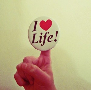 button saying "I love life"