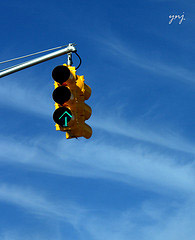 green arrow forward traffic light