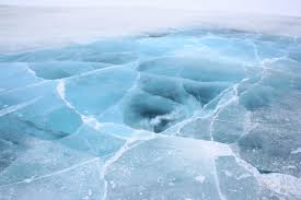 thick ice cracking